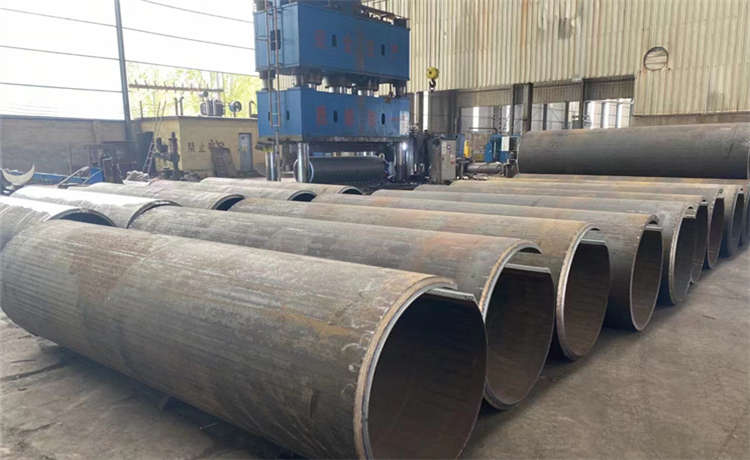 1500 1120-8-10-12mm螺旋焊管,廣州鋼材場鍍鋅無縫鋼管,化州螺旋鋼管,十五年廠家經(jīng)驗