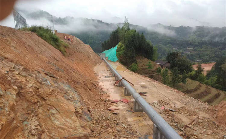 1620-12mm螺旋管,崇左dn300螺旋鋼管,2020螺旋管,環(huán)氧粉末防腐螺旋鋼管廠家