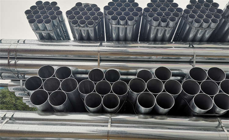 900mm螺旋鋼管，1800螺旋鋼管，鋼材場焊管，鋼材場螺旋鋼管批發(fā)