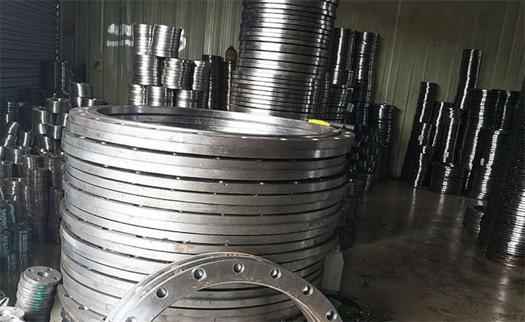 219mm螺旋管 219mm螺旋管，佛山鋼材場污水處理螺旋管，1300供水鋼管，有沒有加工鋼護(hù)筒的