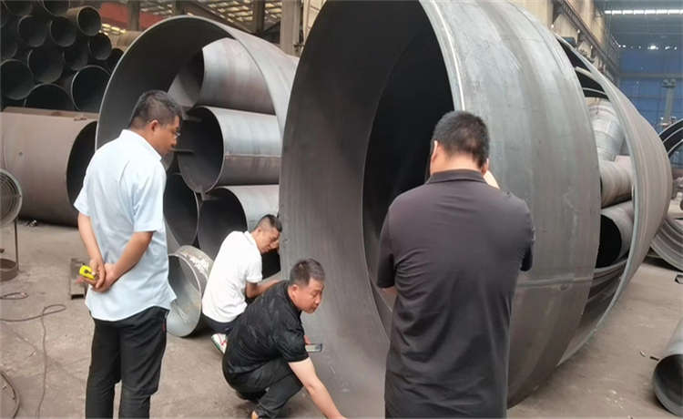 大型知名螺旋鋼管，賀州DN600螺旋鋼管，724mm螺旋鋼管，鋼材場丁字焊管加工廠家