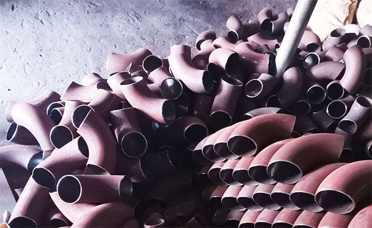 1724mm螺旋鋼管,1324mm螺旋焊管,立柱管廠家,鋼材場(chǎng)旋挖樁鋼護(hù)筒廠家