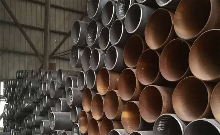 卷板管鋼護(hù)筒,百色螺旋鋼管供應(yīng),鋼材場(chǎng)大口徑鋼管,1436螺旋焊管廠家