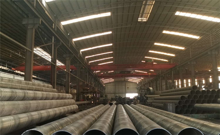 D1420mm螺旋焊管,1924mm螺旋鋼管,大型知名螺旋鋼管生產廠家,螺旋鋼管什么價格