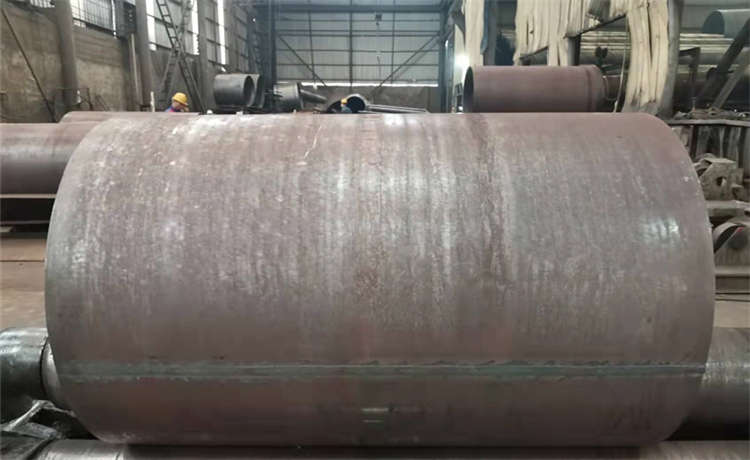 2950 DN2200螺旋鋼管，清遠(yuǎn)1836螺旋鋼管，1200mm鋼管樁，鋼材場(chǎng)防腐螺旋管廠家